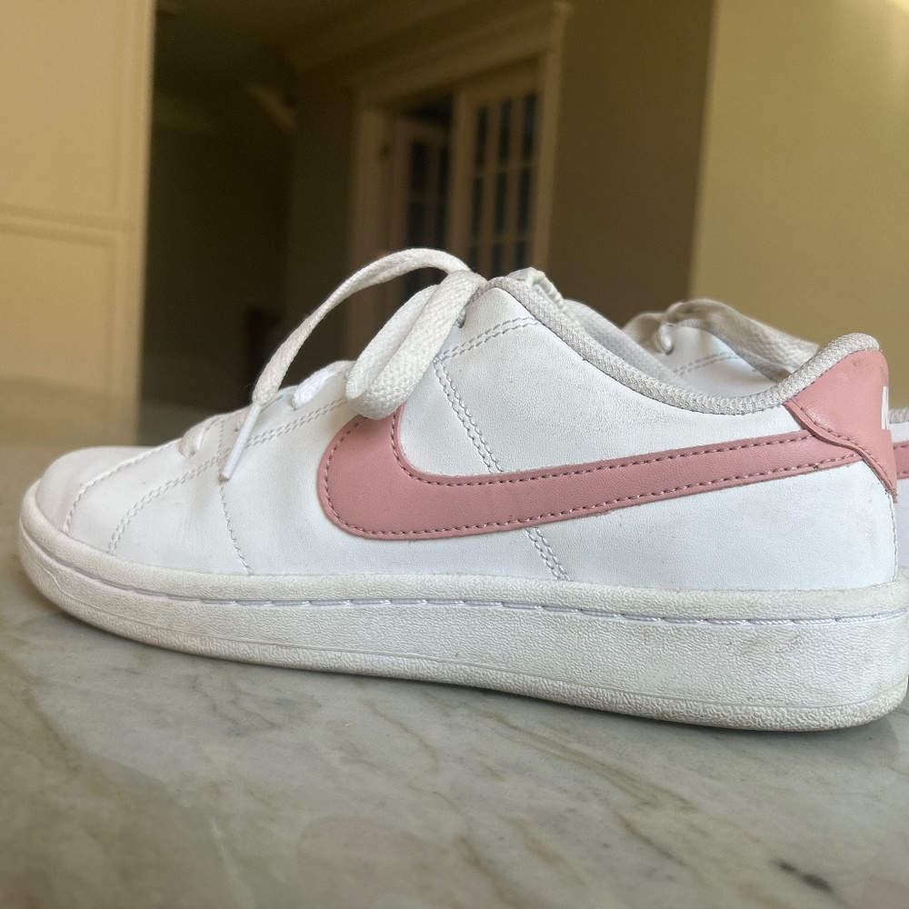 Women's Nike Shoes